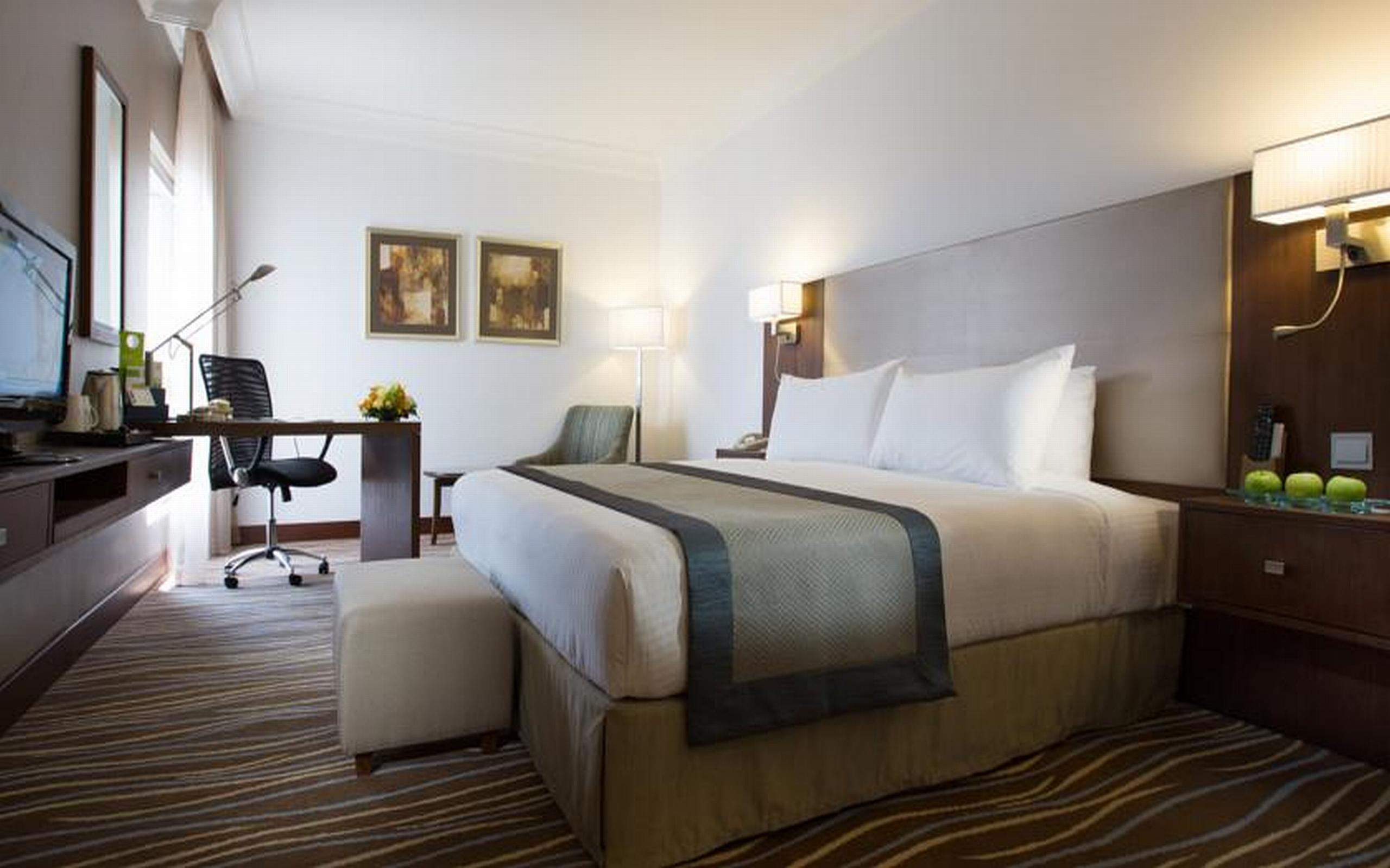 Hotel By Ihg Abu Dhabi