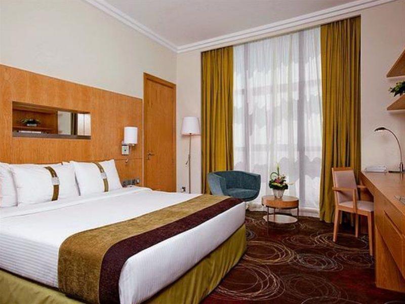 By Ihg Hotel